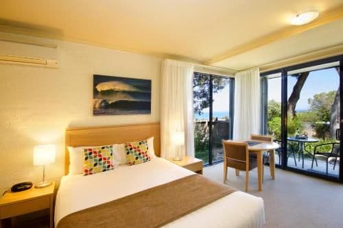 Deluxe Queen Studio with Walk-in Shower