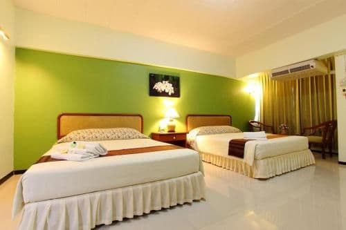 Deluxe Twin Room
