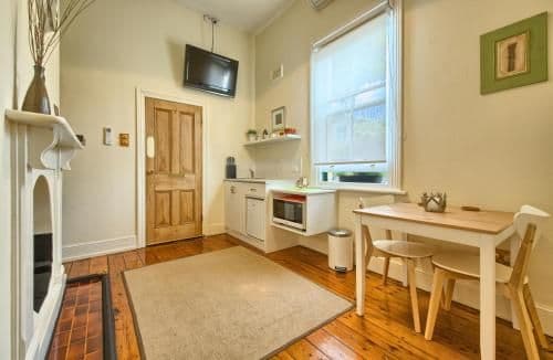 Suite - 3