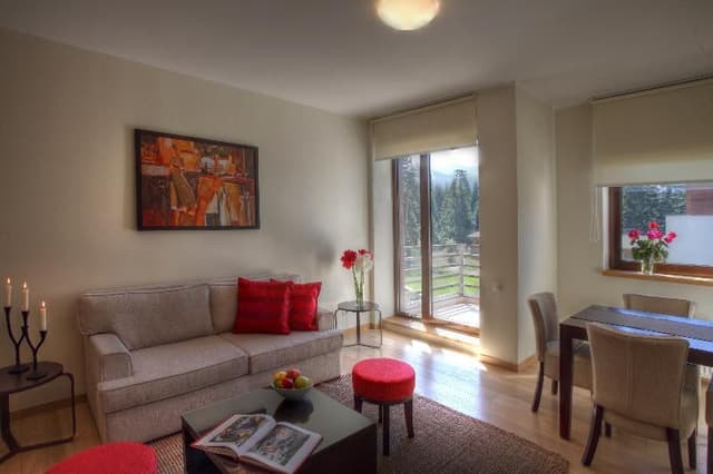 SUITE ONE BEDROOM
