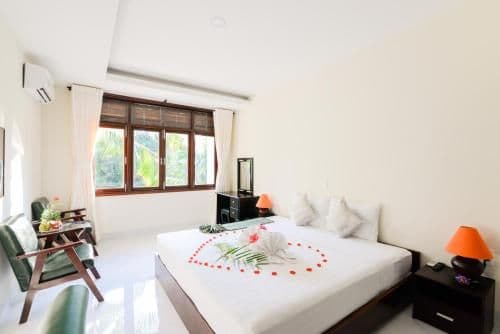 Standard Double or Twin Room with Garden View