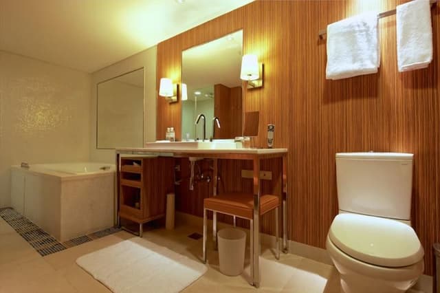 SUITE EXECUTIVE