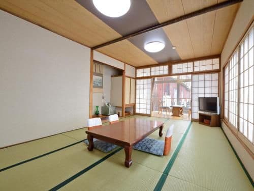 Japanese-Style Room