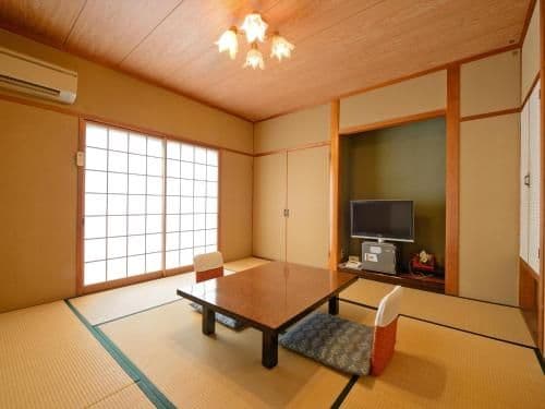 Japanese-Style Room