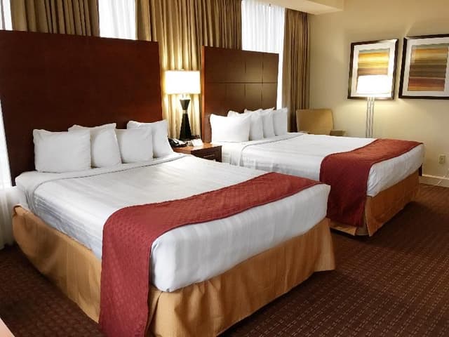 DOUBLE TWO BEDS