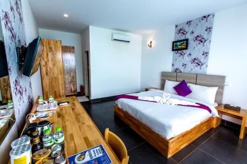 Bungalow Double Bed with Garden View