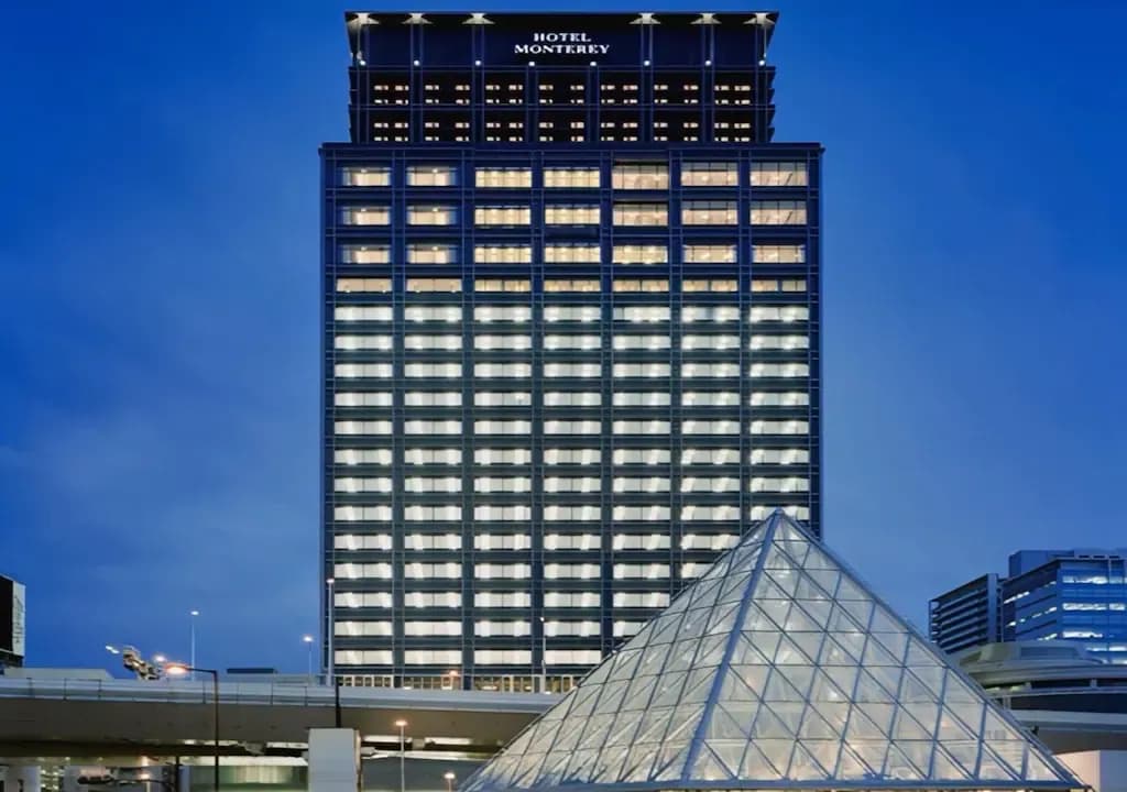 โรงแรมมอนเทอเร่ย์ แกรสเมียร์ โอซาก้า