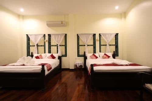 Quadruple Room with Private Bathroom