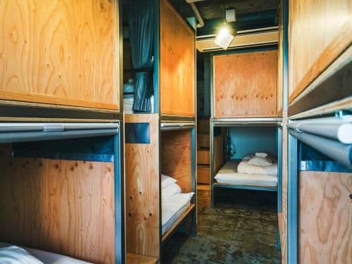 2 Bunk Beds in Mixed Dormitory Room
