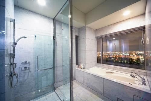 Deluxe Family Room - High Floor - Non-Smoking