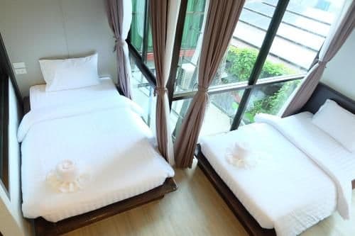 Deluxe Twin Room with Balcony