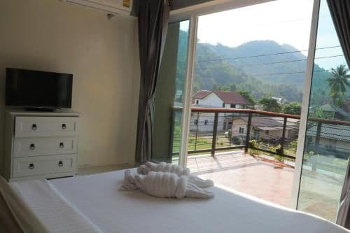 Double Room with Mountain View