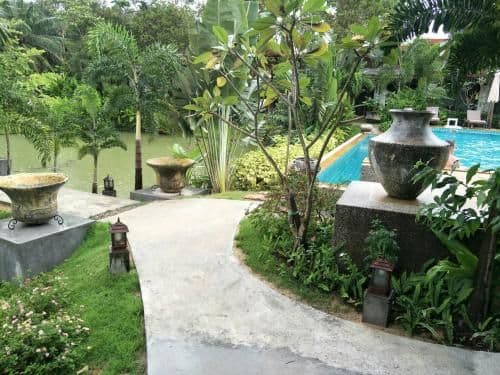 Deluxe Villa with Pool View