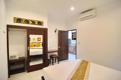 Deluxe Villa with Garden View
