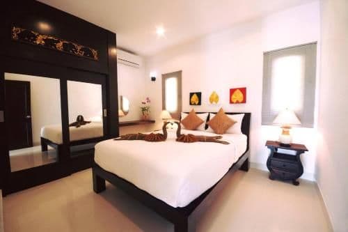 Deluxe Villa with Garden View