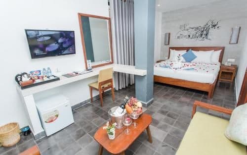 Deluxe Double Room with Balcony