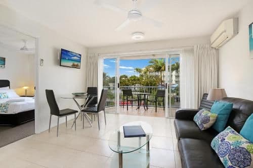 Superior One-Bedroom Apartment