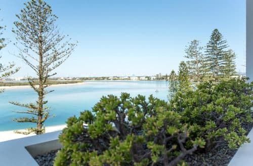 Premium Three Bedroom Beachfront Apartment