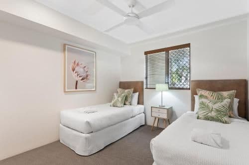 Deluxe Two-Bedroom Apartment Ground Floor - Pool View