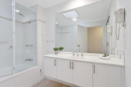 Three-Bedroom Superior Apartment
