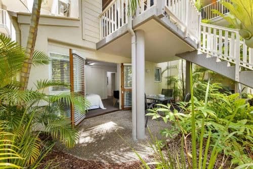 Deluxe Two-Bedroom Apartment Ground Floor - Pool View