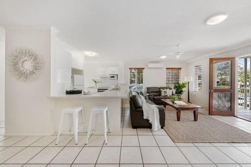 Three-Bedroom Superior Apartment