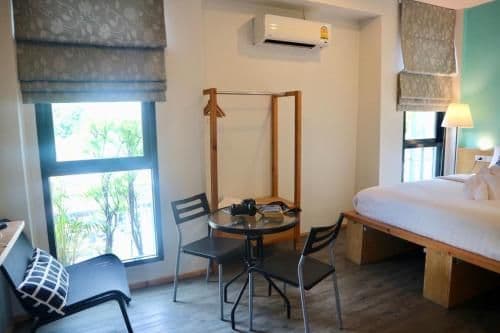 Deluxe Double or Twin Room with City View