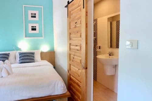 Deluxe Double or Twin Room with City View