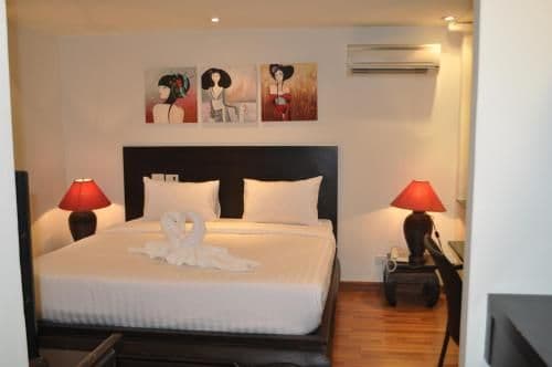 Deluxe Family Room