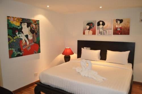 Deluxe Family Room