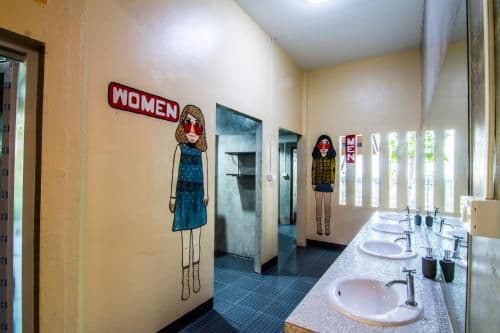 8-Bed Mixed Dormitory Room