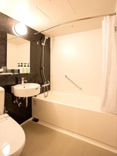 Single Room - Non-Smoking