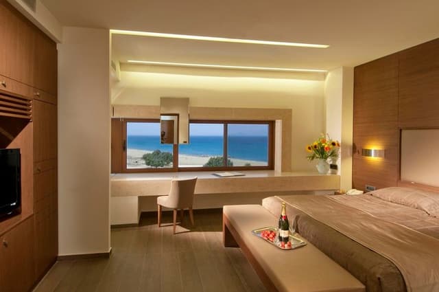 SUITE DELUXE WITH PRIVATE POOL