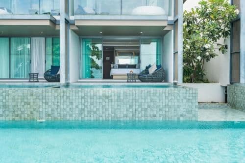 Private Pool Beach Front