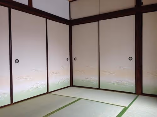 Economy Triple Room with Shared Bathroom
