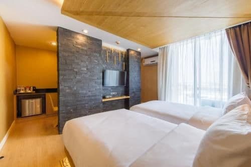 Standard Twin Room