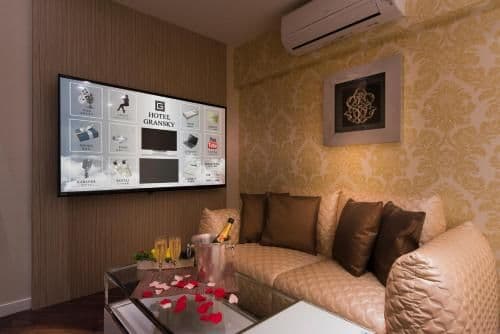 Standard King Room