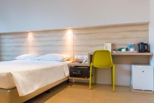 Deluxe Connecting Room