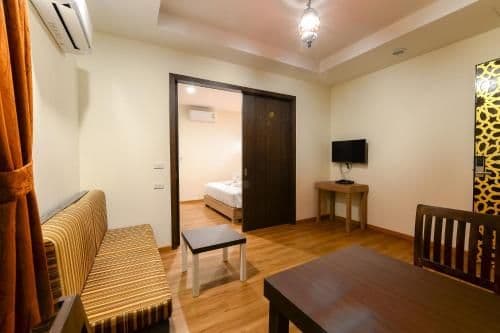 One bedroom (Double Bed Only)