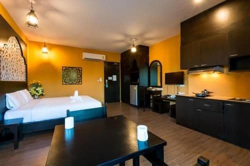 Deluxe Room (Double Bed or Twin Bed)