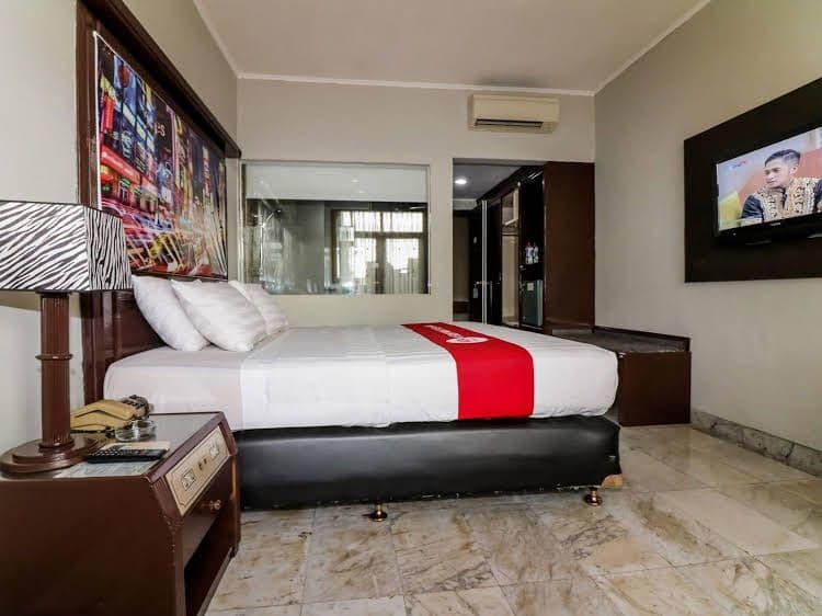 NIDA Rooms Raden Cental National Monument at Johns Pardede NIDA Rooms Raden Cental National Monument at Johns Pardede