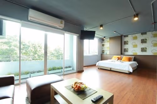 One-Bedroom Apartment