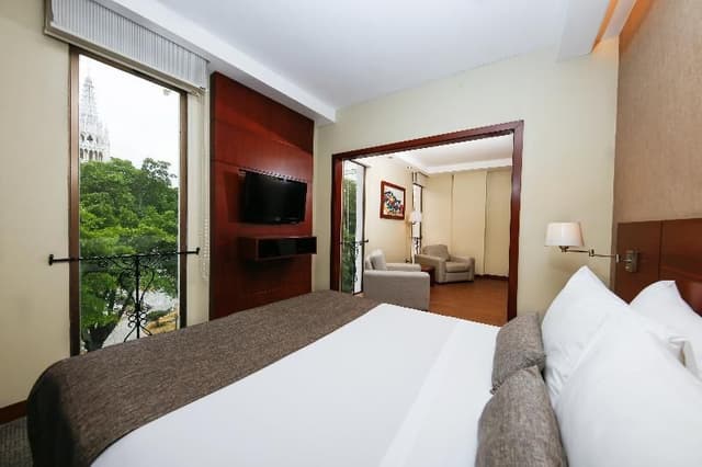 JUNIOR SUITE CAPACITY 3