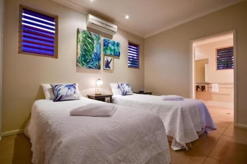 King or Twin Suite with Spa Bath