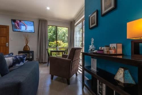 King Suite with Spa Bath