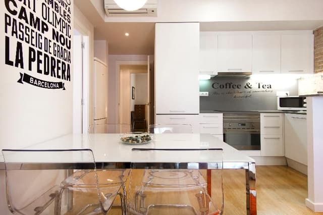 APARTMENT THREE BEDROOMS