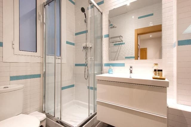 APARTMENT CAPACITY 4 TWO BEDROOMS