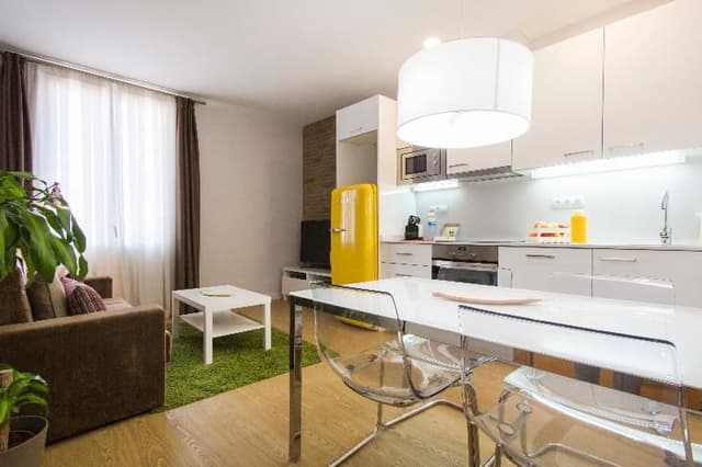 APARTMENT CAPACITY 4 TWO BEDROOMS