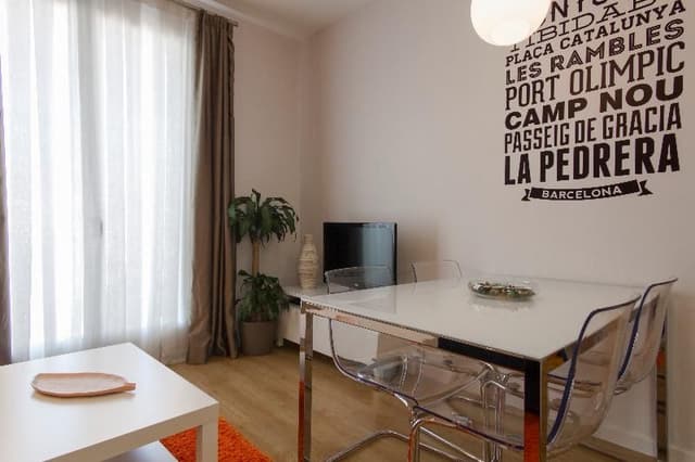 APARTMENT THREE BEDROOMS