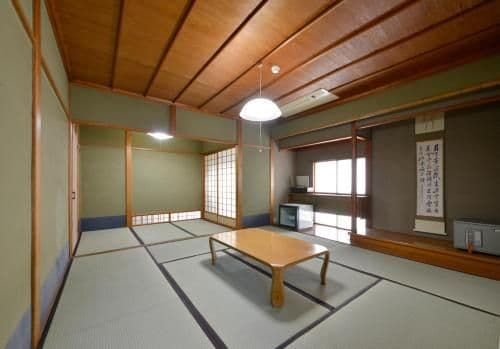 Japanese-Style Quadruple Room